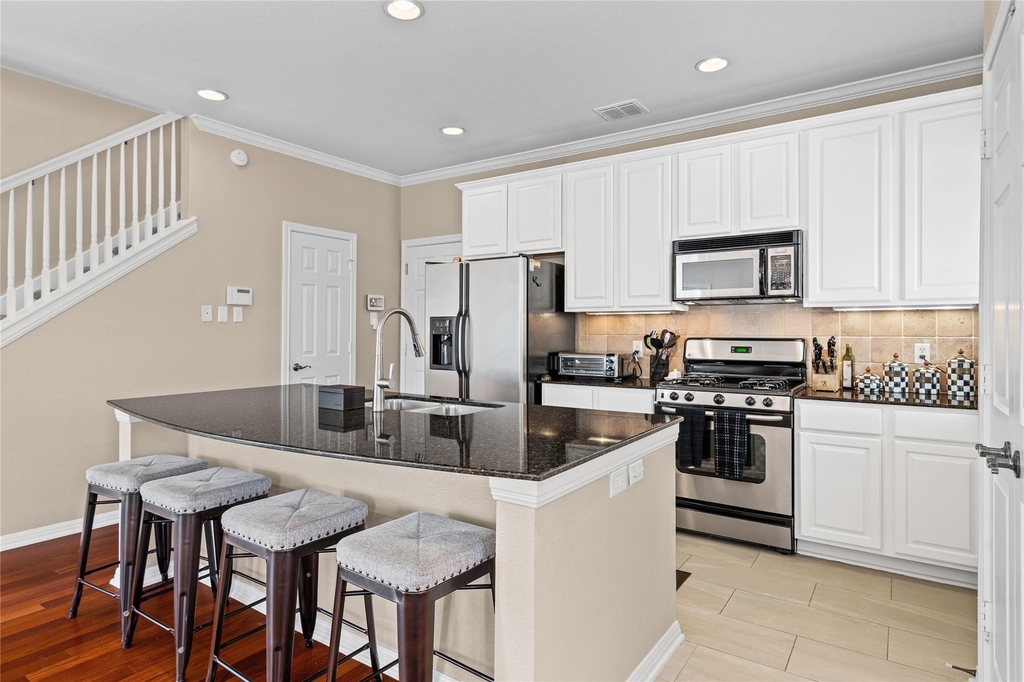 411 W St Elmo Rd - Photo 5
