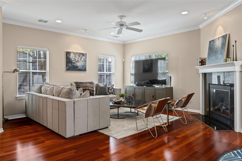 411 W St Elmo Rd - Photo 4