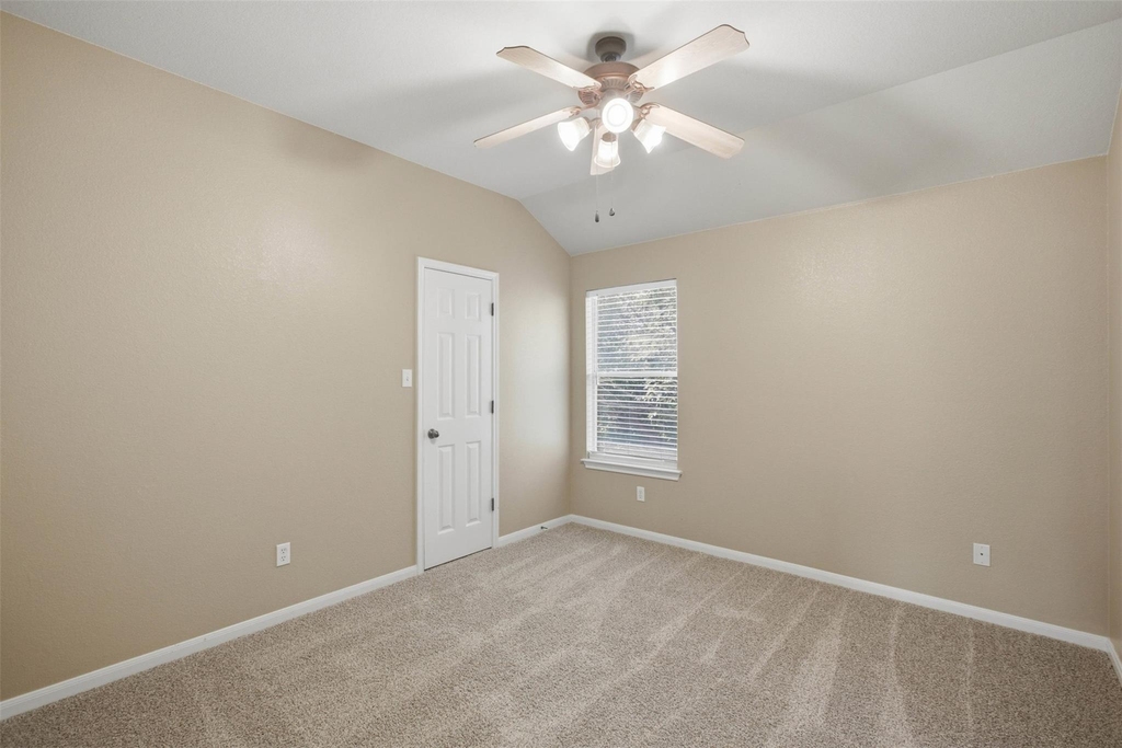 2302 Brookhollow Ter - Photo 27