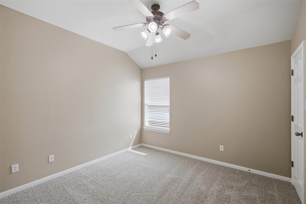 2302 Brookhollow Ter - Photo 25
