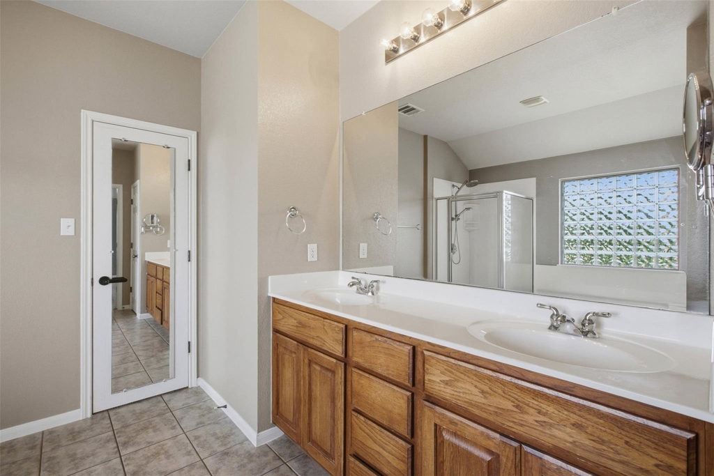 2302 Brookhollow Ter - Photo 32