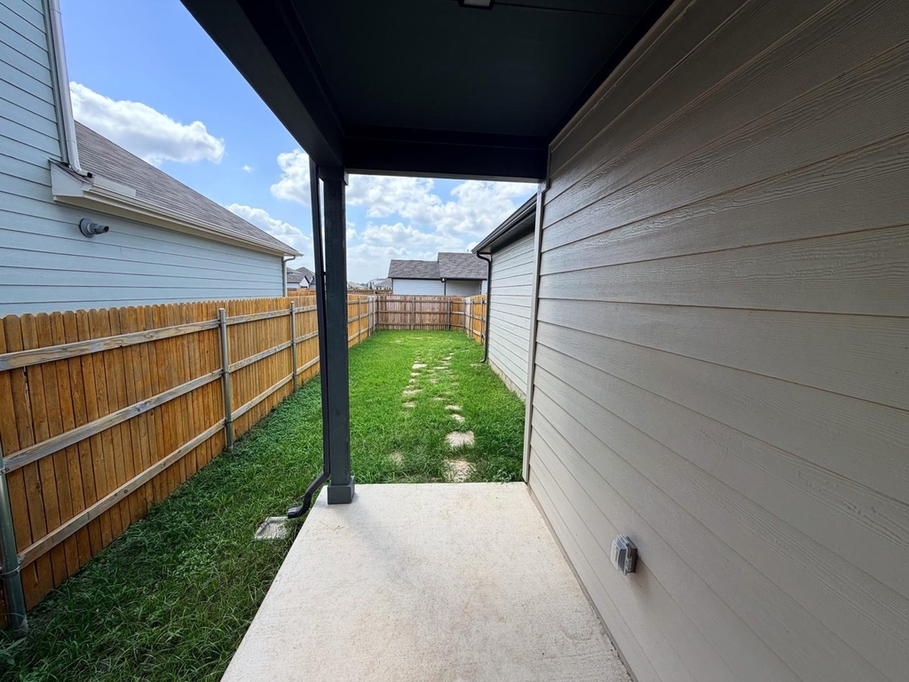 5904 Jennifer Pasture Path - Photo 5