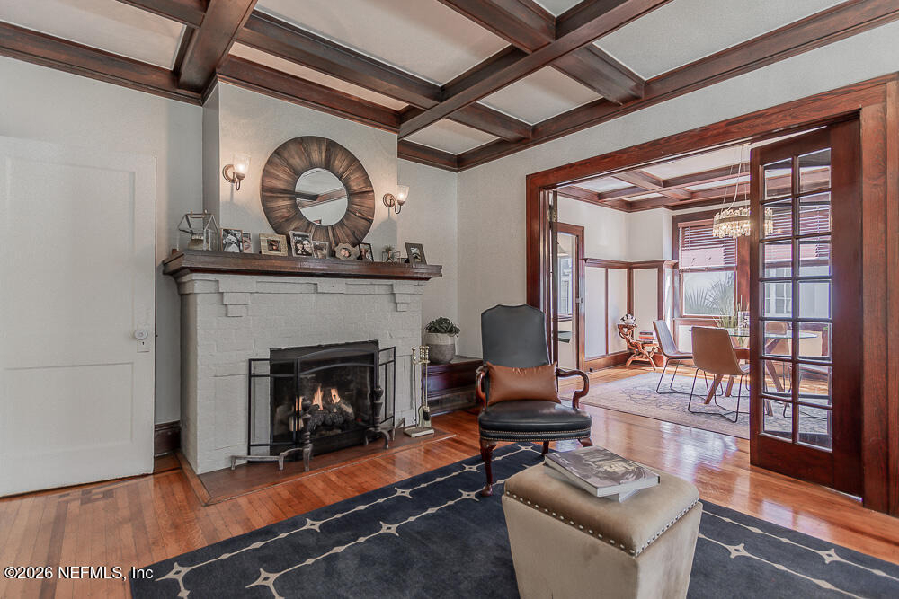 2751 Herschel Street - Photo 7