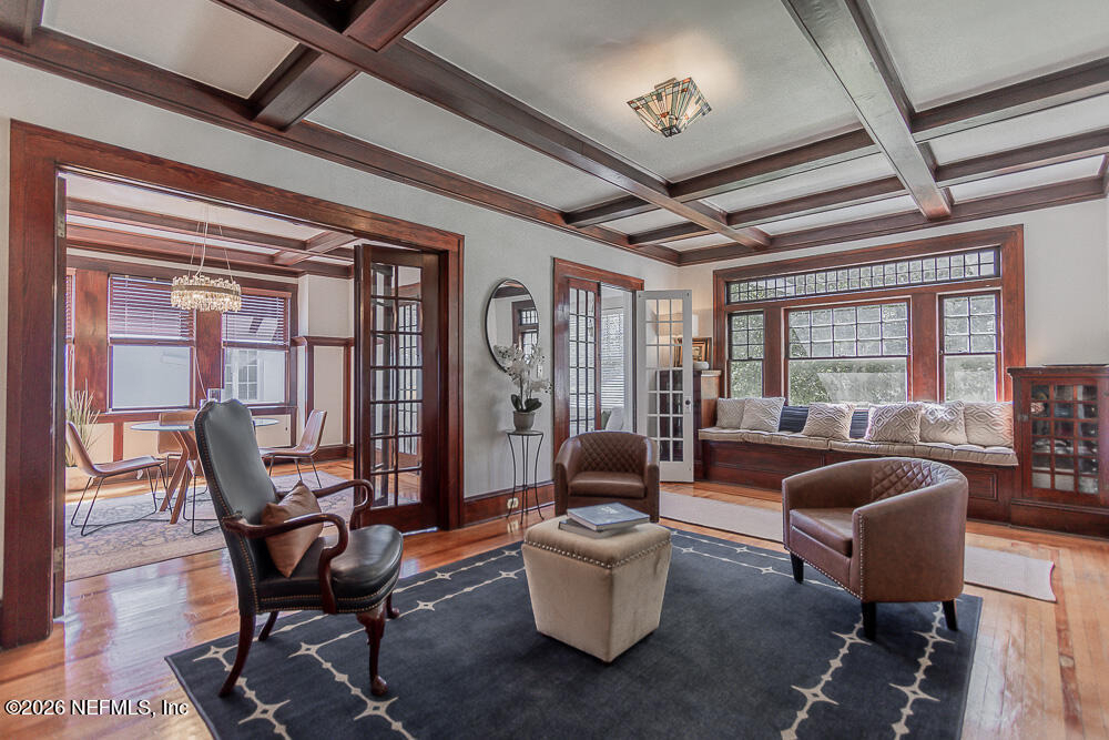 2751 Herschel Street - Photo 4