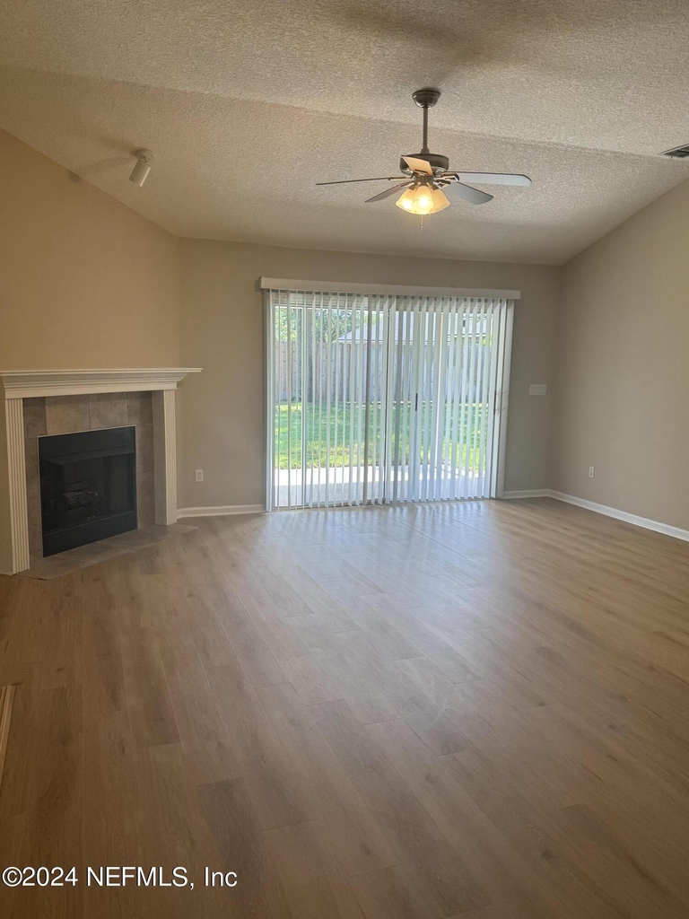 2016 Spring Meadows Court - Photo 9