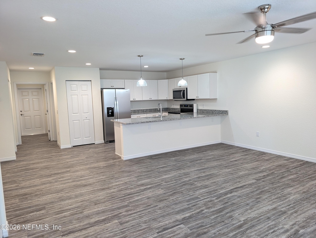 819 Ne 10th Street - Photo 6