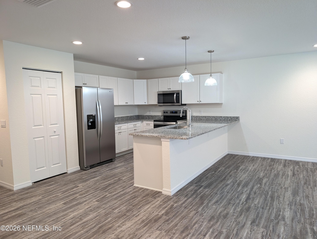 819 Ne 10th Street - Photo 4