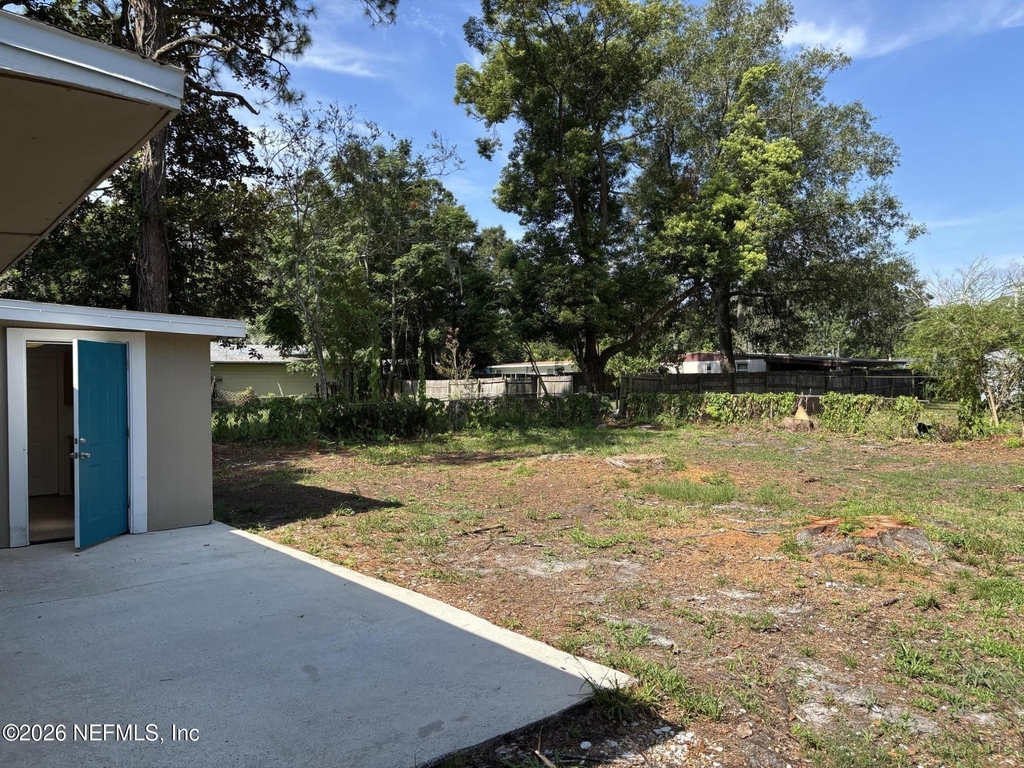 1824 S Brookview Drive S - Photo 17