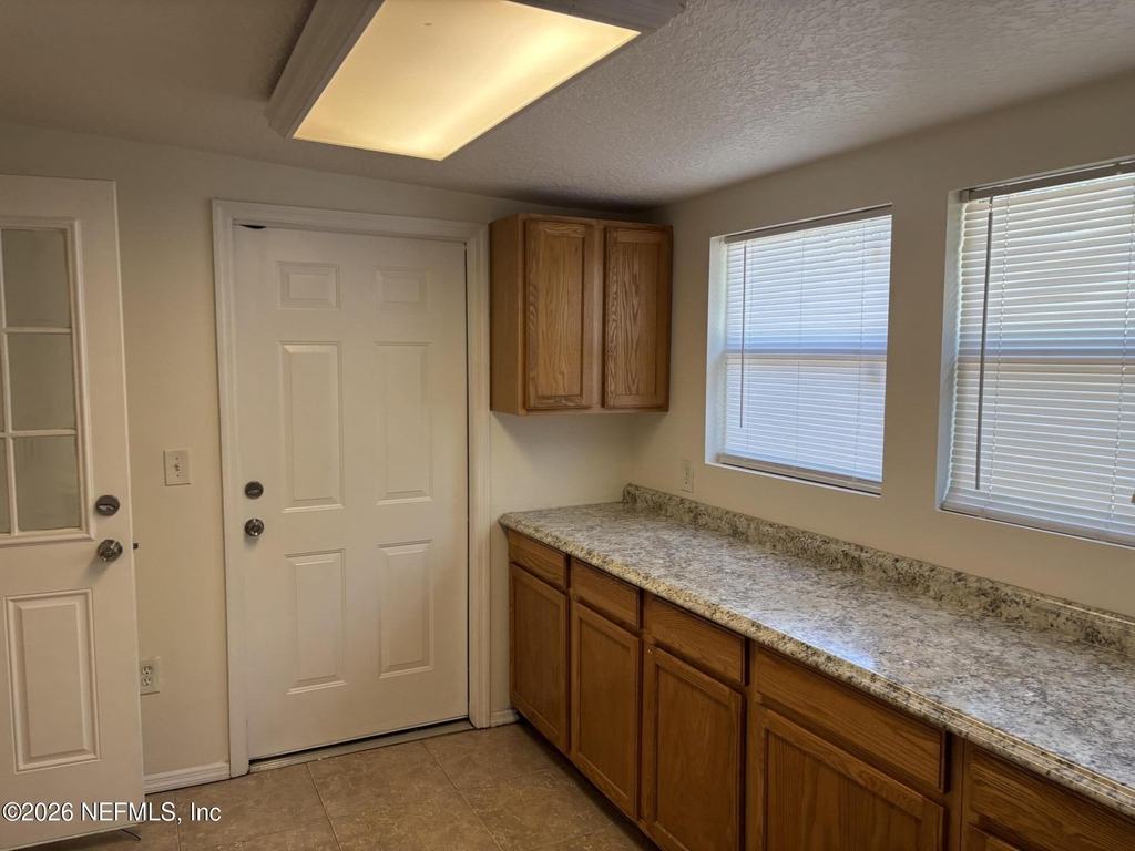1824 S Brookview Drive S - Photo 16