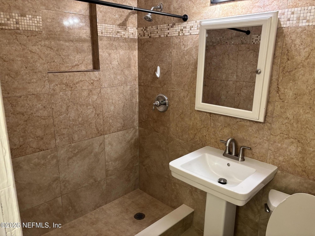 1824 S Brookview Drive S - Photo 9