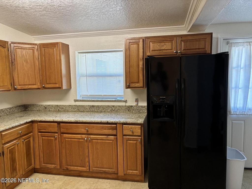 1824 S Brookview Drive S - Photo 4