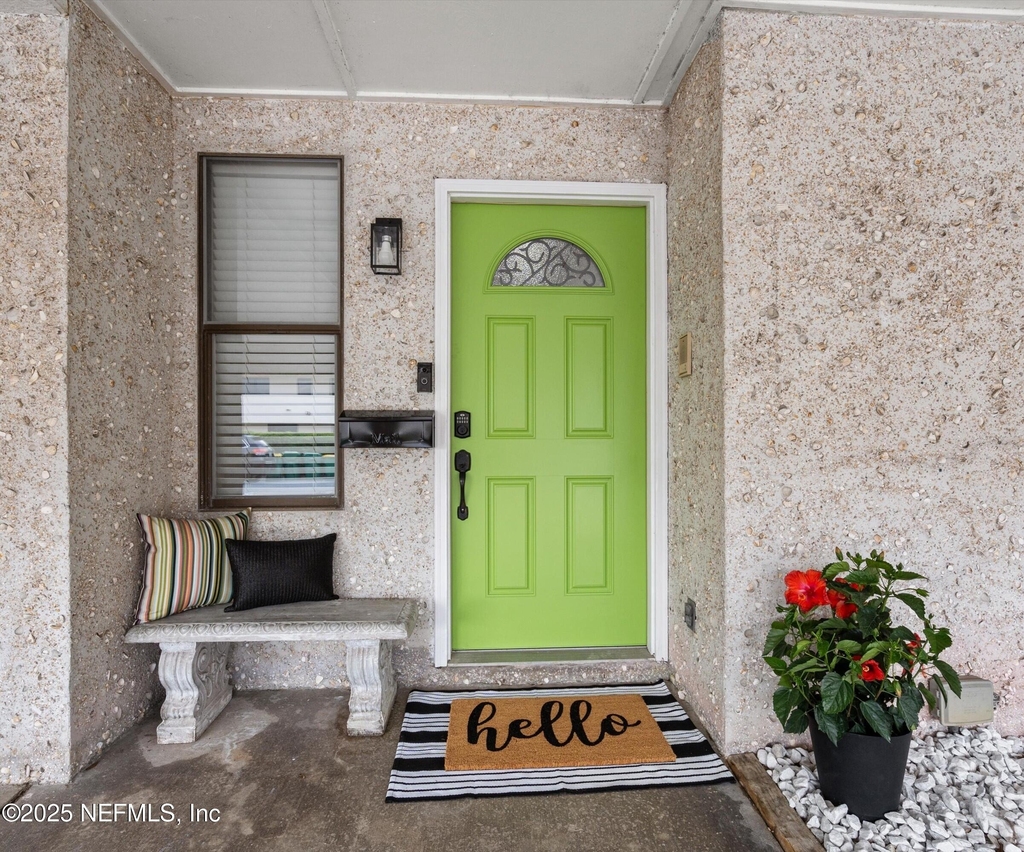 2219 Gorden Avenue - Photo 1