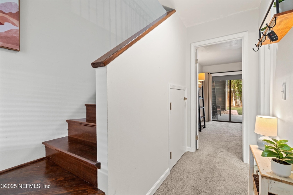2219 Gorden Avenue - Photo 2