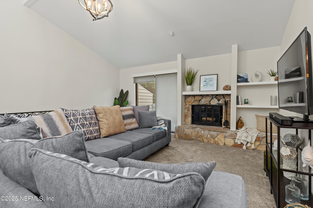 2219 Gorden Avenue - Photo 10