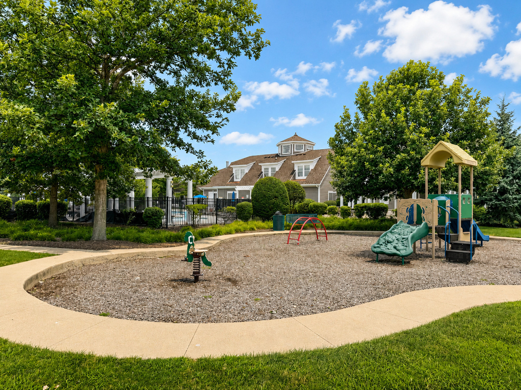 120 Lakeshore Drive - Photo 29
