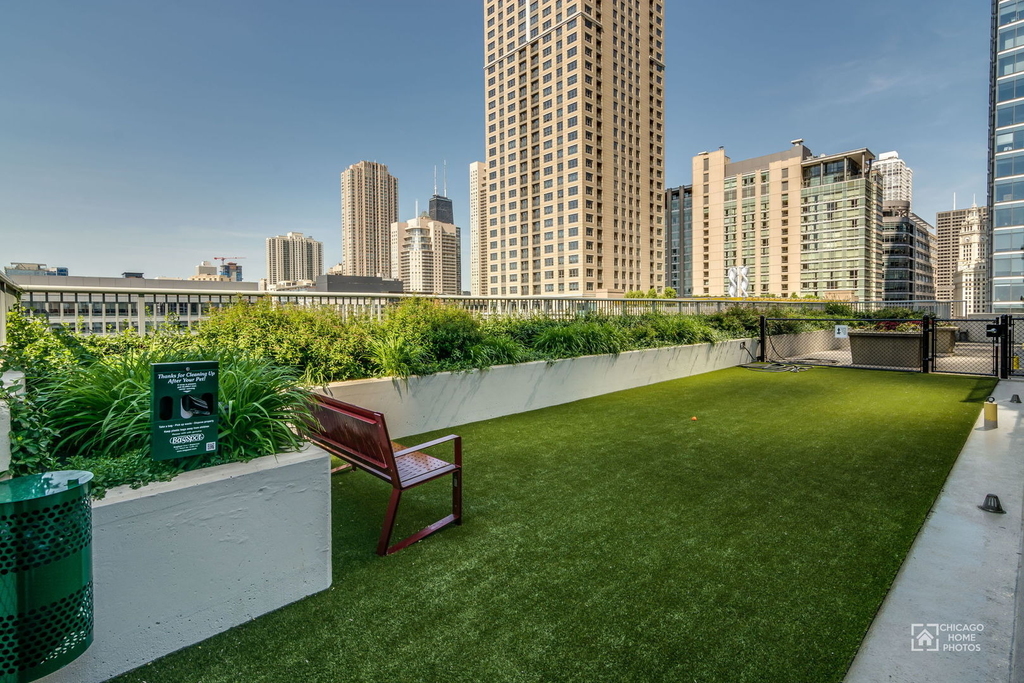 345 N Lasalle Street - Photo 16