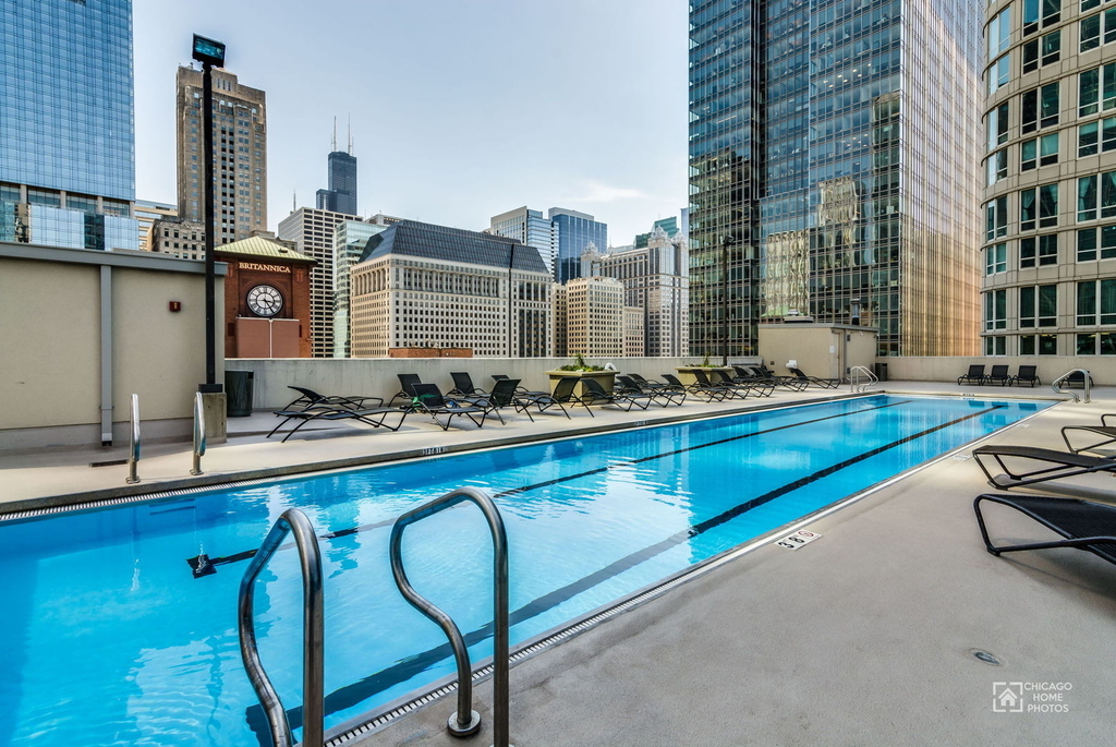345 N Lasalle Street - Photo 14