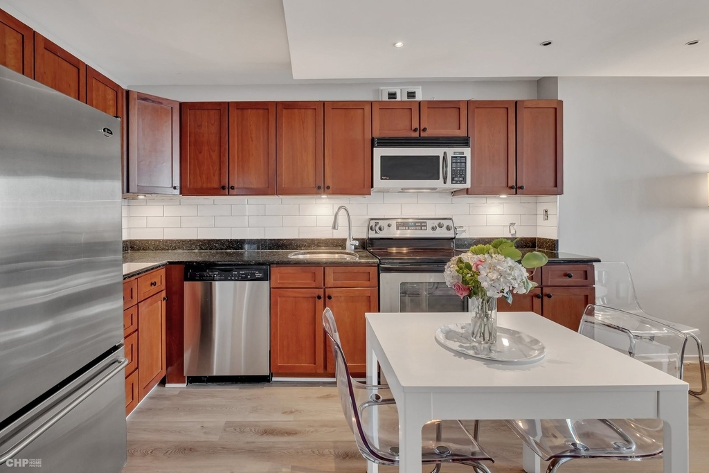 1660 N Lasalle Street - Photo 6
