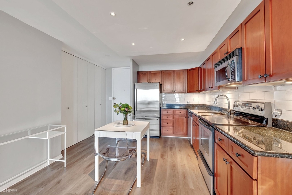 1660 N Lasalle Street - Photo 5