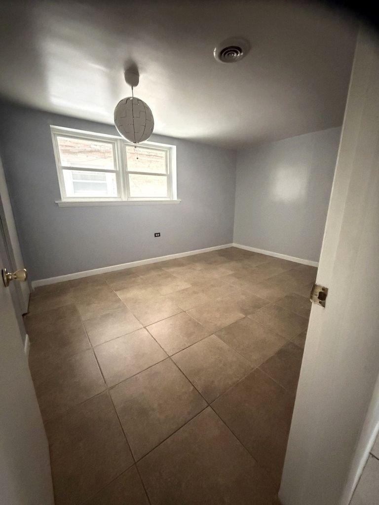 7732 W Addison Street - Photo 20