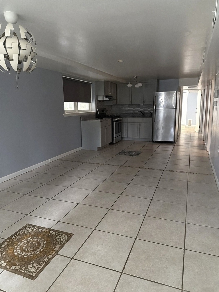 7732 W Addison Street - Photo 5