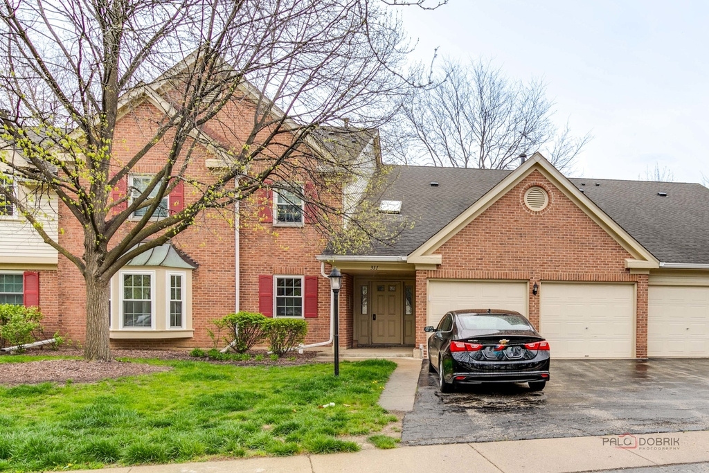 311 Glasgow Lane - Photo 2