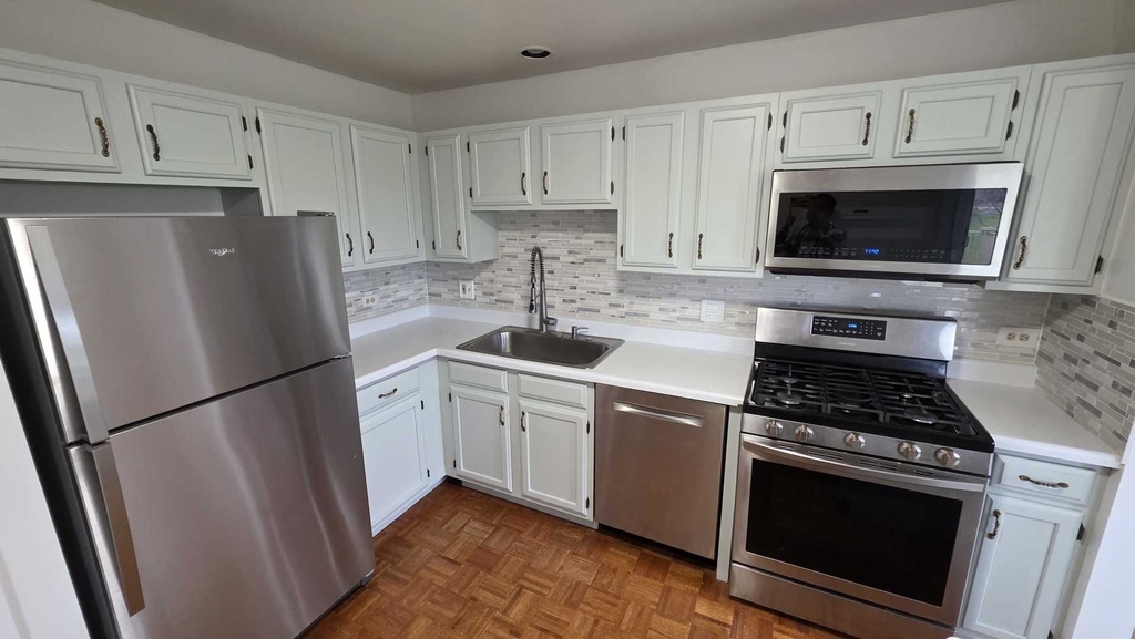 311 Glasgow Lane - Photo 12