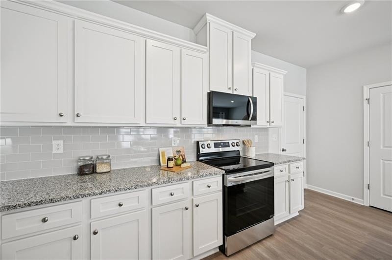 405 Lanier Circle - Photo 11