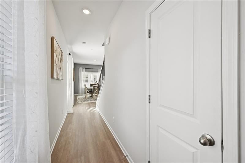 405 Lanier Circle - Photo 2
