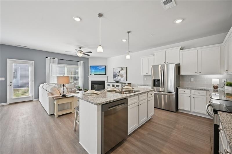 405 Lanier Circle - Photo 10