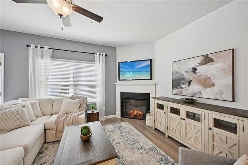 405 Lanier Circle - Photo 3
