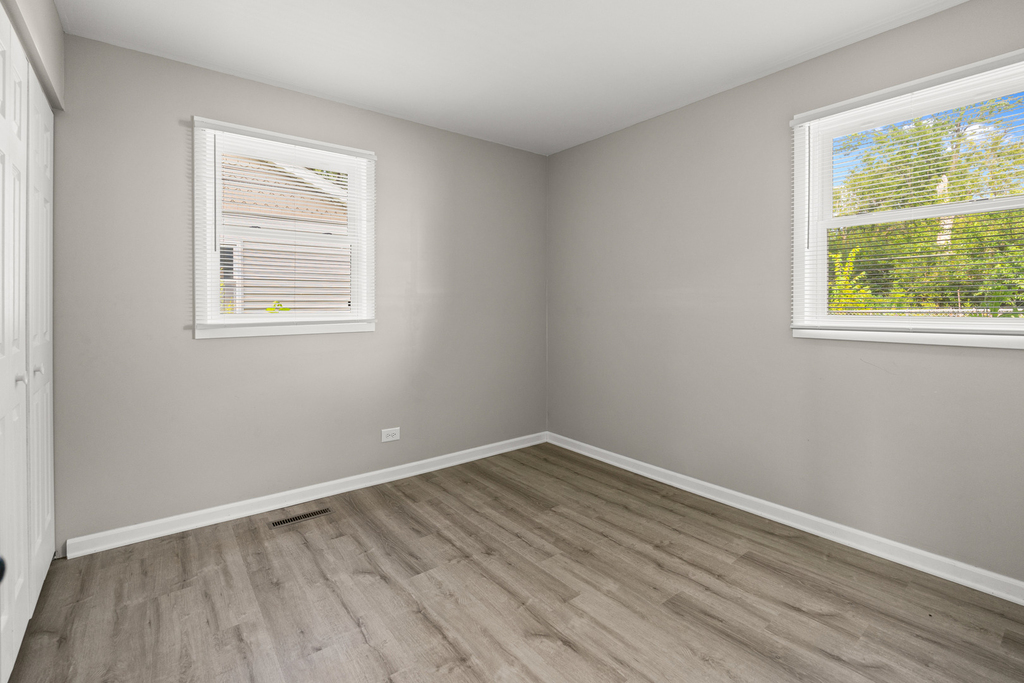 37187 N Piper Lane - Photo 2