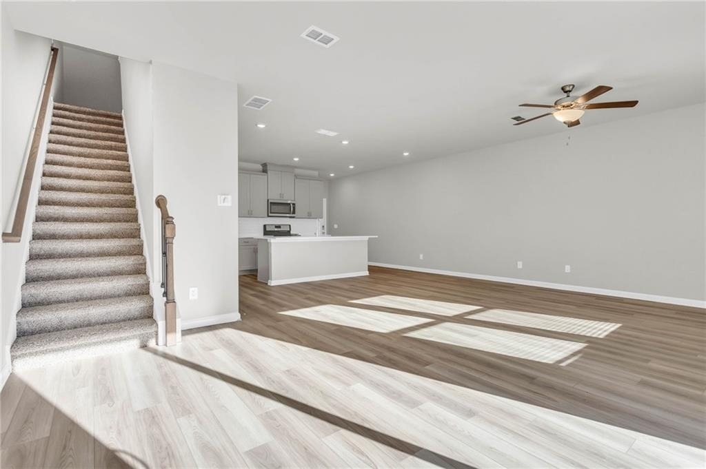 1645 Villageside Court - Photo 13