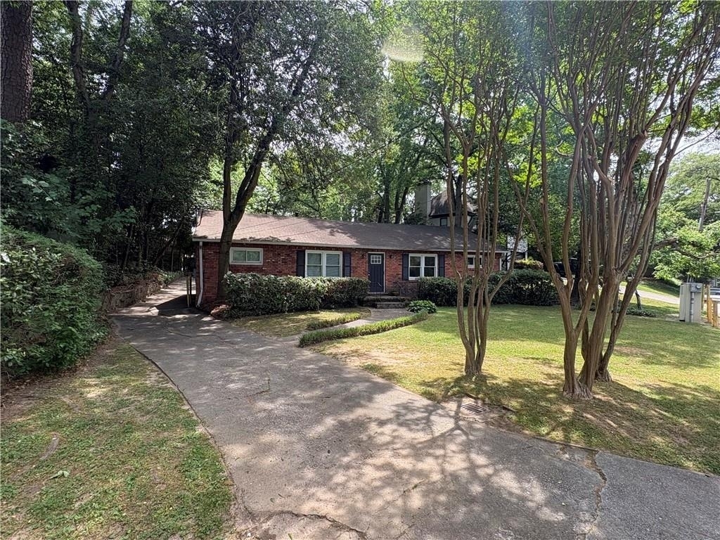 515 Allen Road Ne - Photo 1