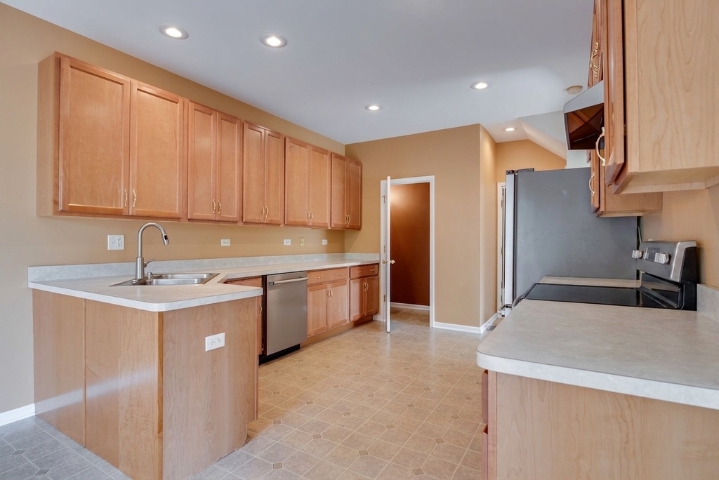 662 Chaney Court - Photo 5