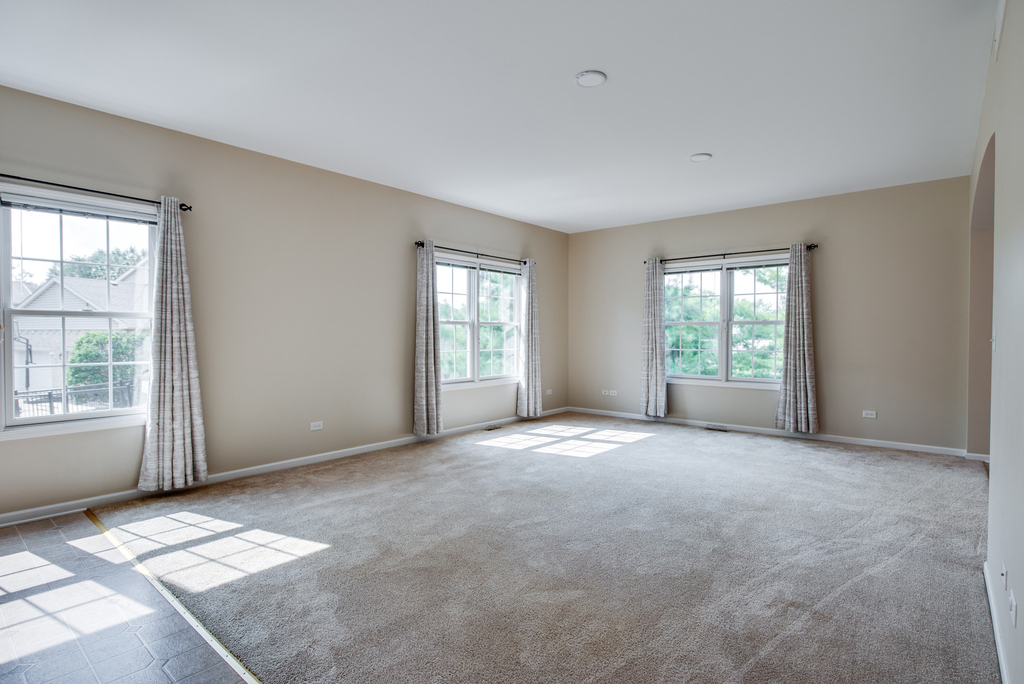 662 Chaney Court - Photo 4
