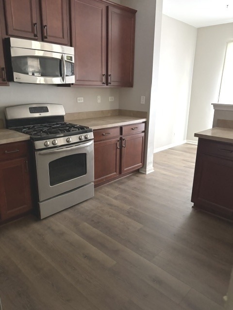 407 Blackstone Avenue - Photo 3