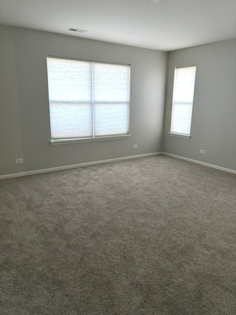 407 Blackstone Avenue - Photo 8
