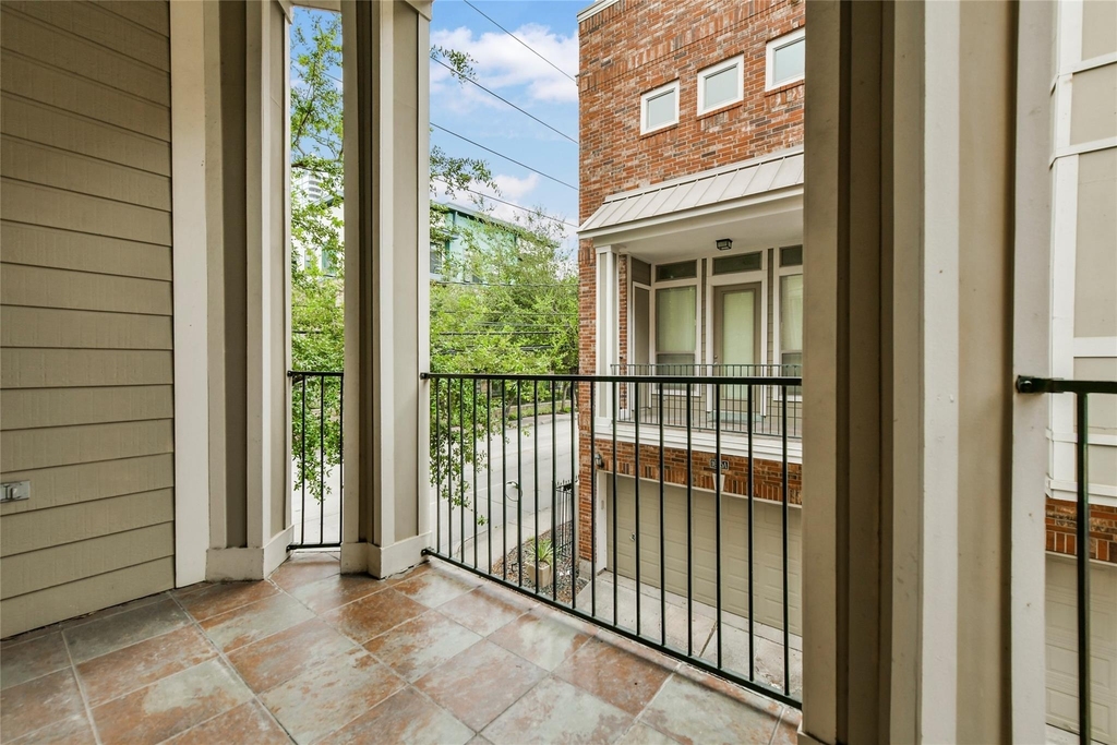 1607 W Dallas Street - Photo 11