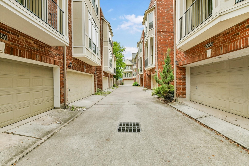 1607 W Dallas Street - Photo 21