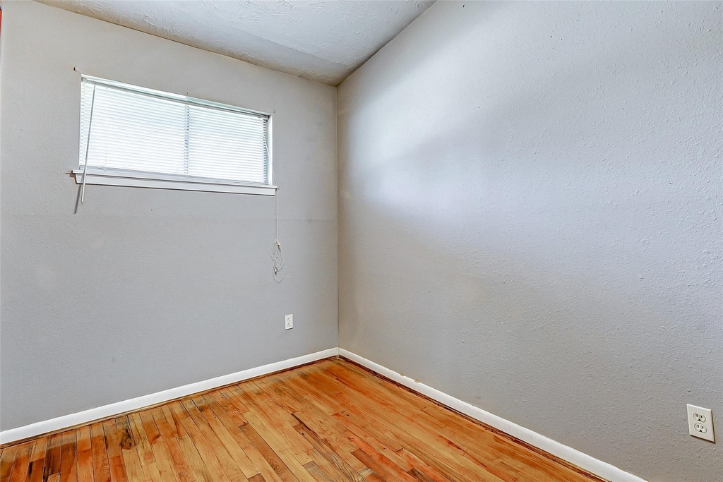 5519 Burlinghall Drive - Photo 16