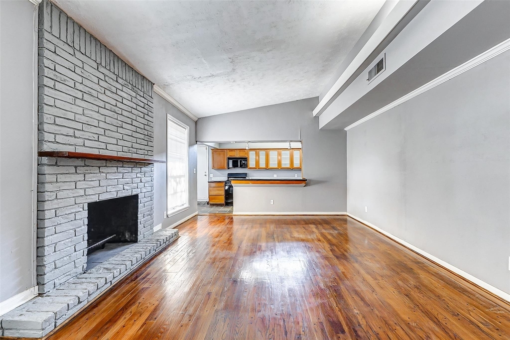 5519 Burlinghall Drive - Photo 18