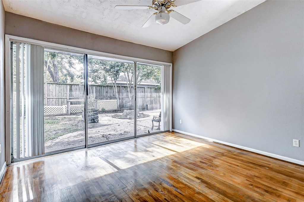 5519 Burlinghall Drive - Photo 13