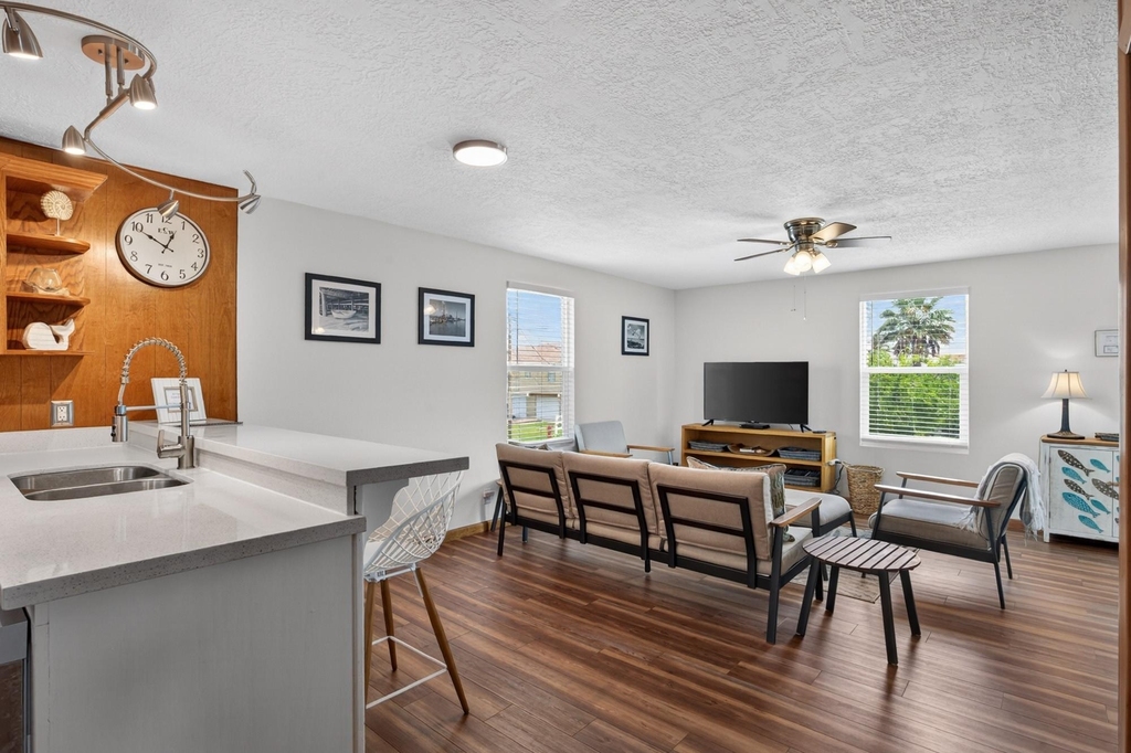 16618 Bermuda Way - Photo 6