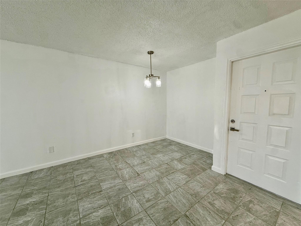 2830 S Bartell Drive - Photo 5