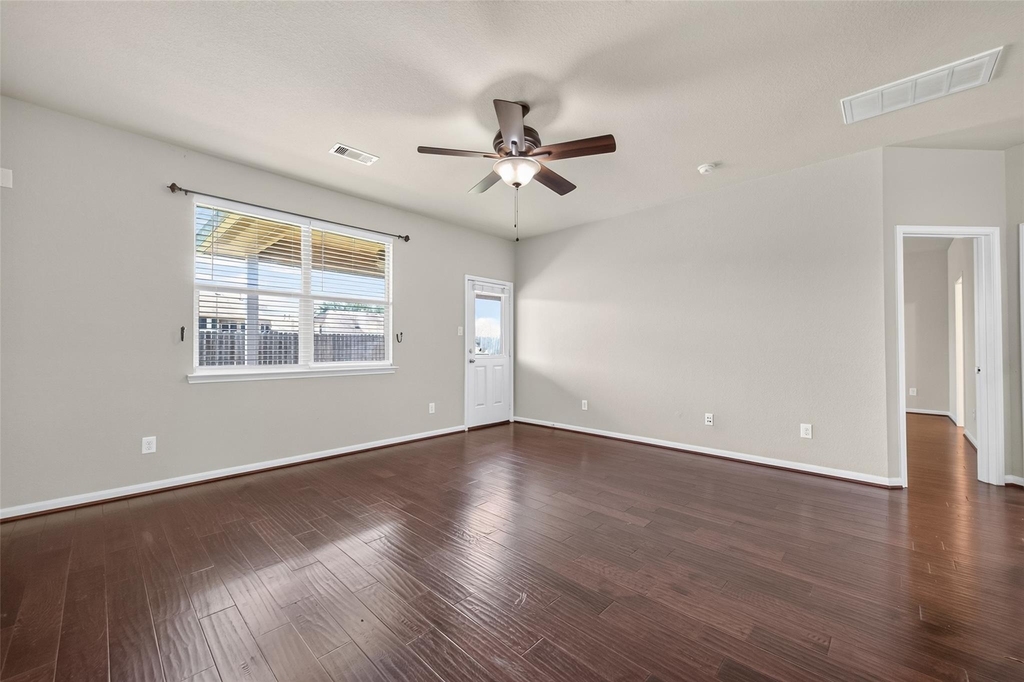 6143 Norwood Meadows Lane - Photo 11