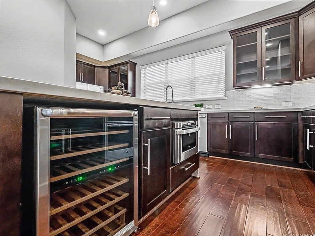 1028 Patterson - Photo 29
