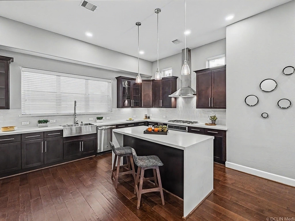 1028 Patterson - Photo 16