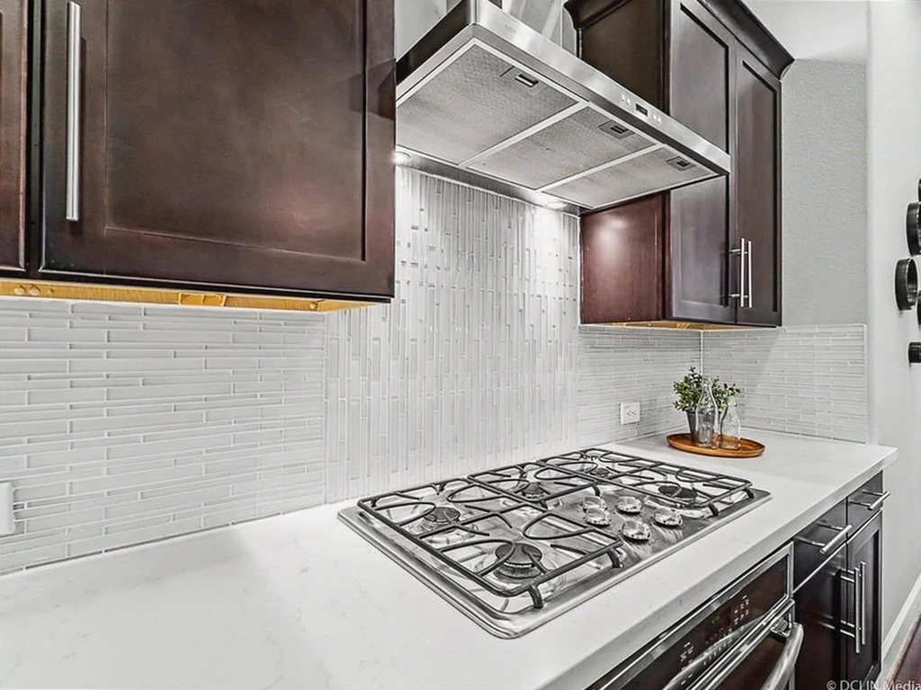 1028 Patterson - Photo 12