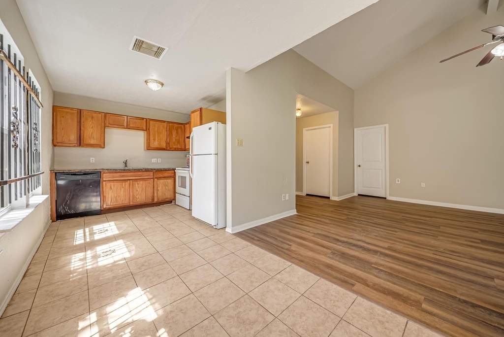 3111 Overcross Drive - Photo 8